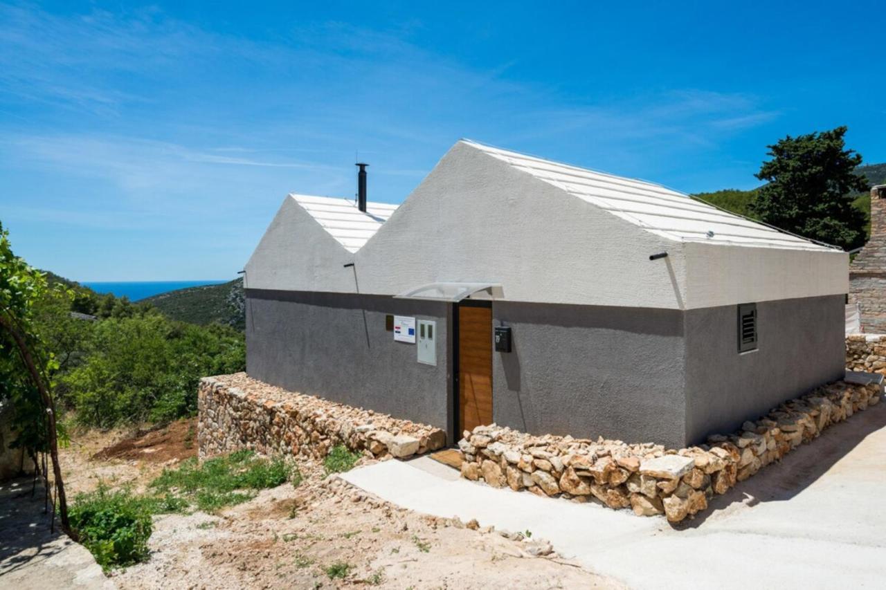 Rural House Pikola With Sea View On Vis Island Villa Komiža Exteriör bild